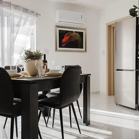 Lägenhet Cityscape 3bed Close To Centre By Homely Mellieħa